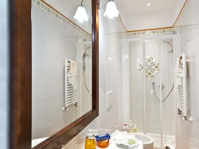 Etere In Prati Affittacamere 4*